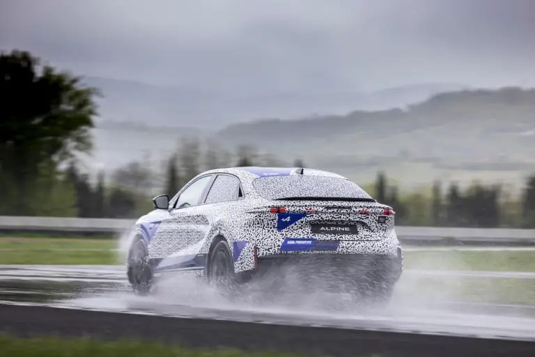 Alpine A390 - Test in pista Ladoux - 22
