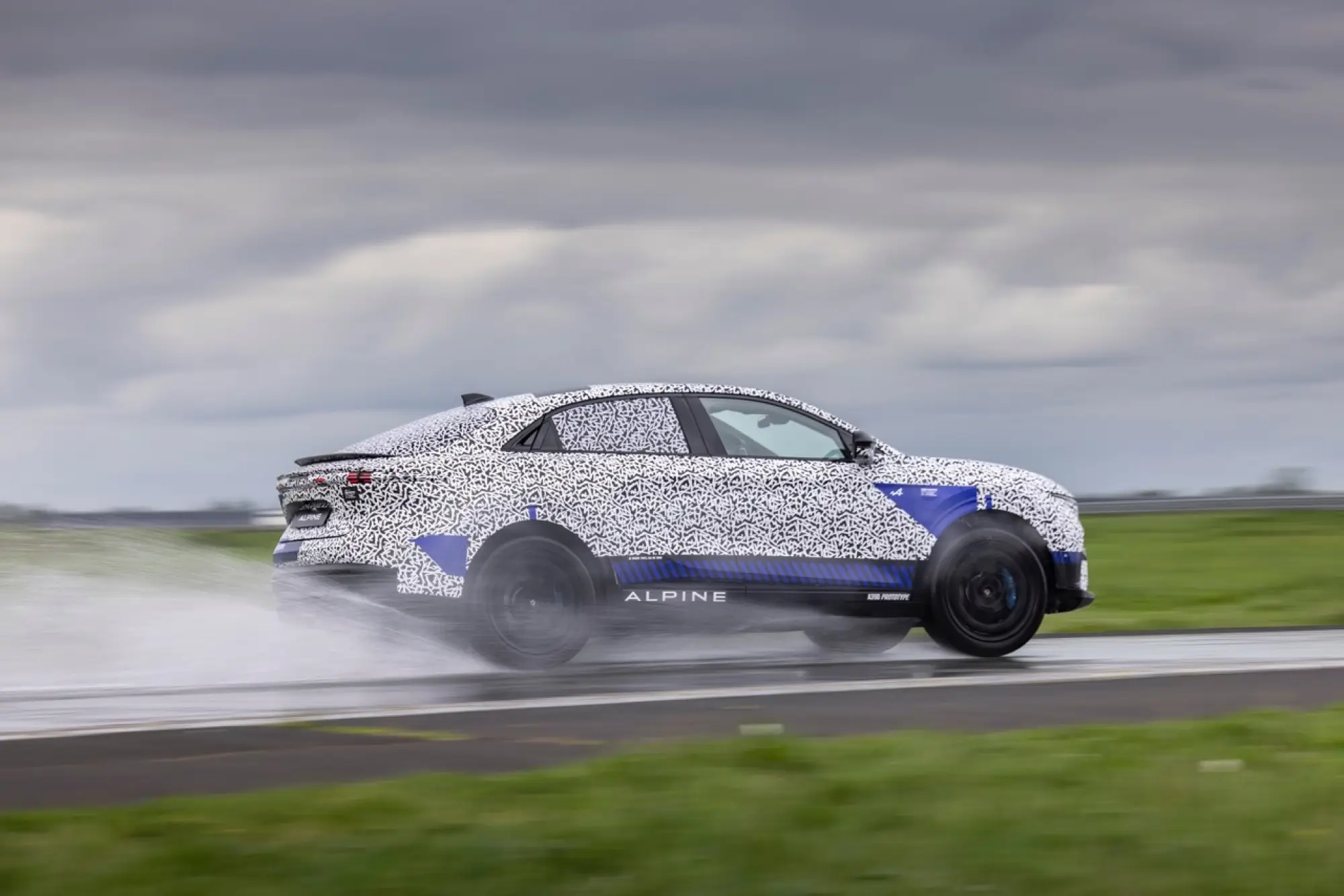 Alpine A390 - Test in pista Ladoux - 25