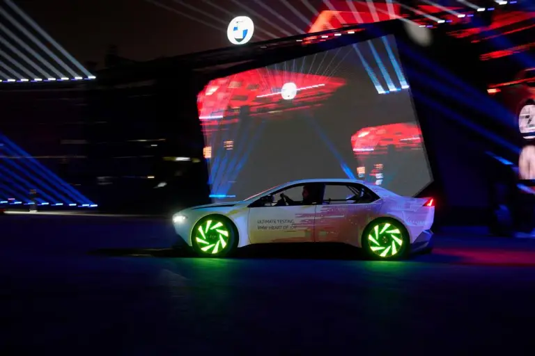 BMW Vision Driving Experience - Salone di Shanghai 2025 - 109