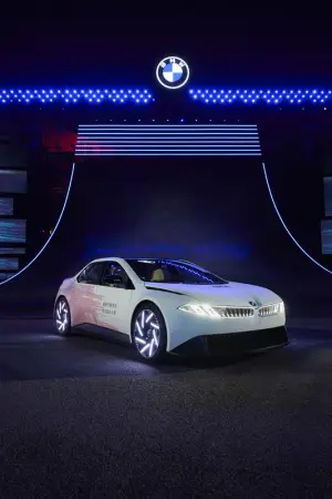 BMW Vision Driving Experience - Salone di Shanghai 2025