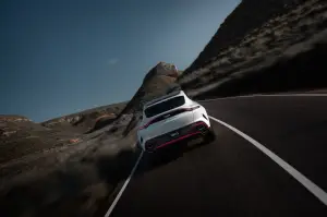 Aston Martin DBX S - Foto ufficiali