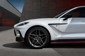 Aston Martin DBX S - Foto ufficiali