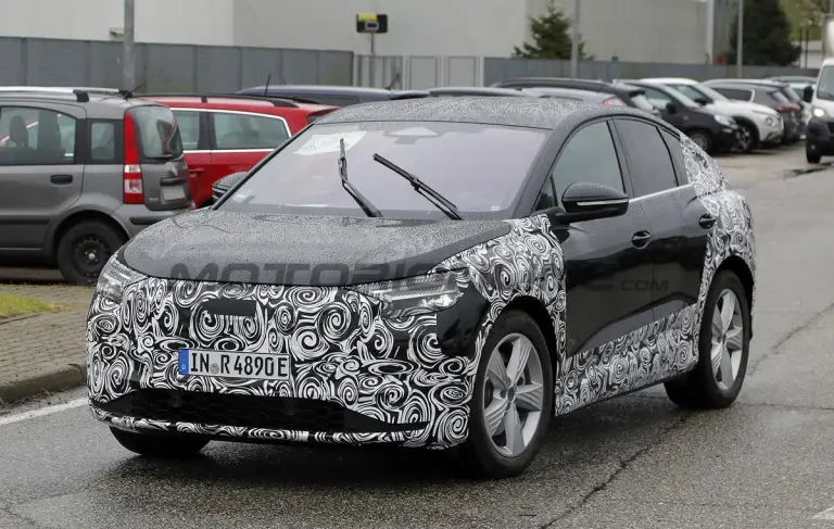 Audi Q4 Sportback 2026 - Foto spia 30-04-2025 - 4