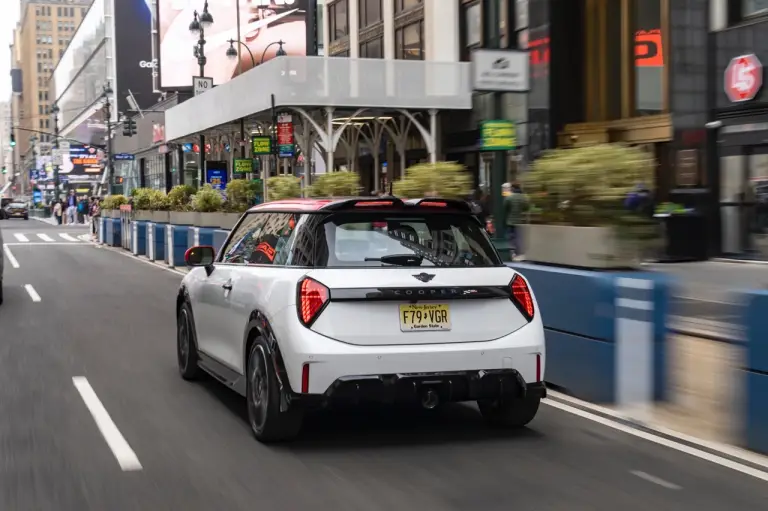 Mini John Cooper Works - New York - 14
