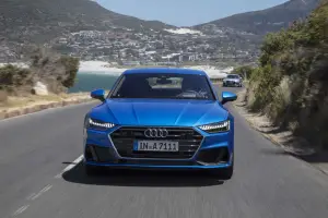Audi A7 Sportback 2025: prezzo, foto, dimensioni, interni
