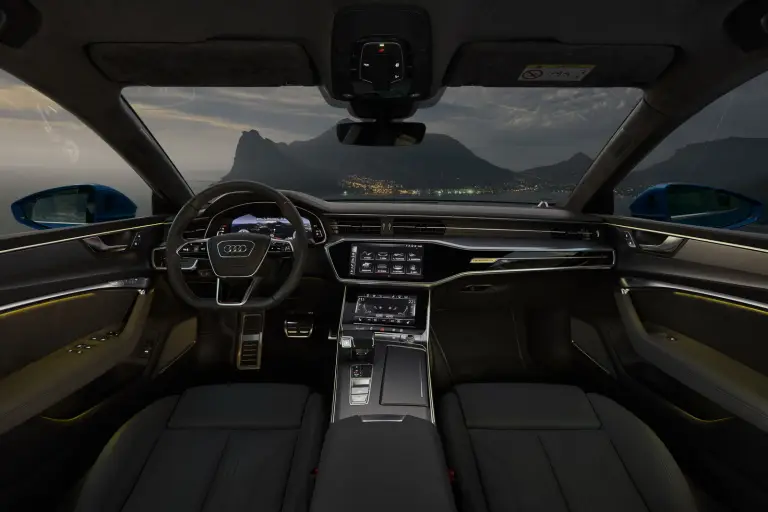 Audi A7 Sportback 2025: prezzo, foto, dimensioni, interni - 1