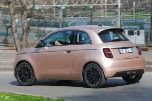 Fiat nuova 500e tre piu uno 2025