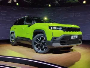 Jeep Compass 2025 - Foto live