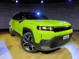 Jeep Compass 2025 - Foto live