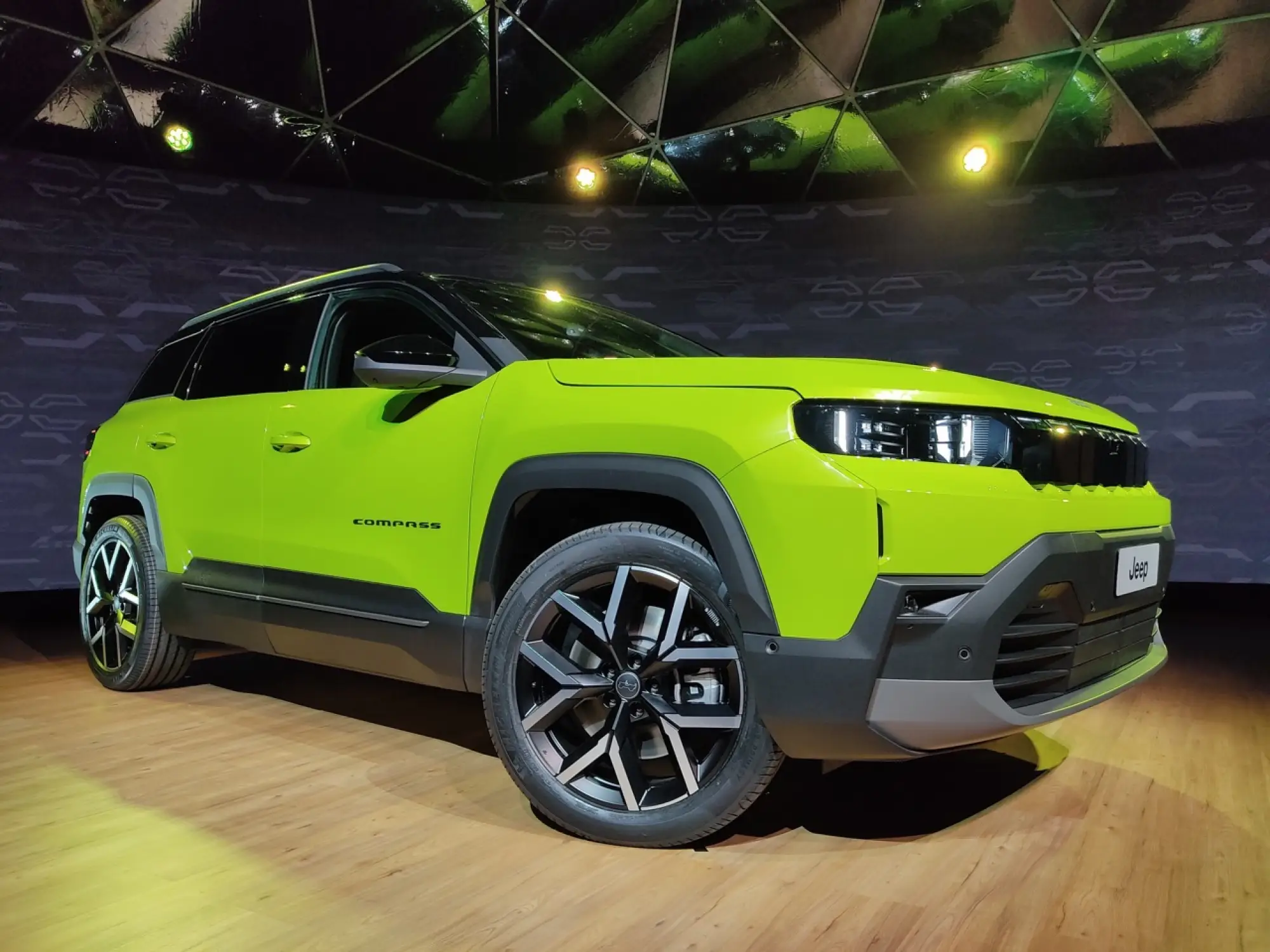 Jeep Compass 2025 - Foto live - 11