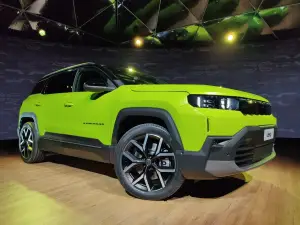 Jeep Compass 2025 - Foto live