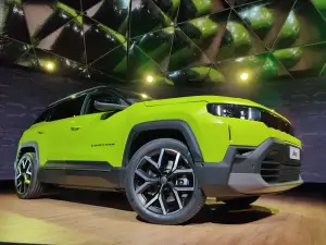 Jeep Compass 2025 - Foto live