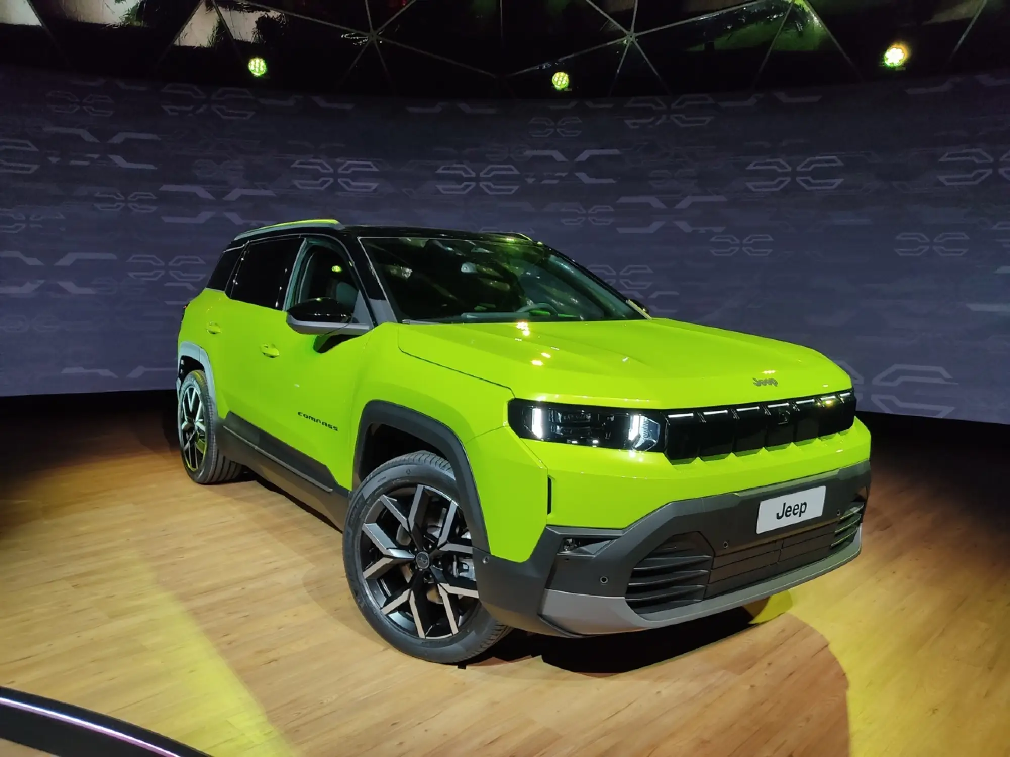 Jeep Compass 2025 - Foto live - 17