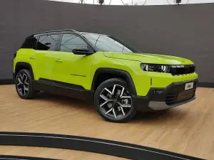 Jeep Compass 2025 - Foto live