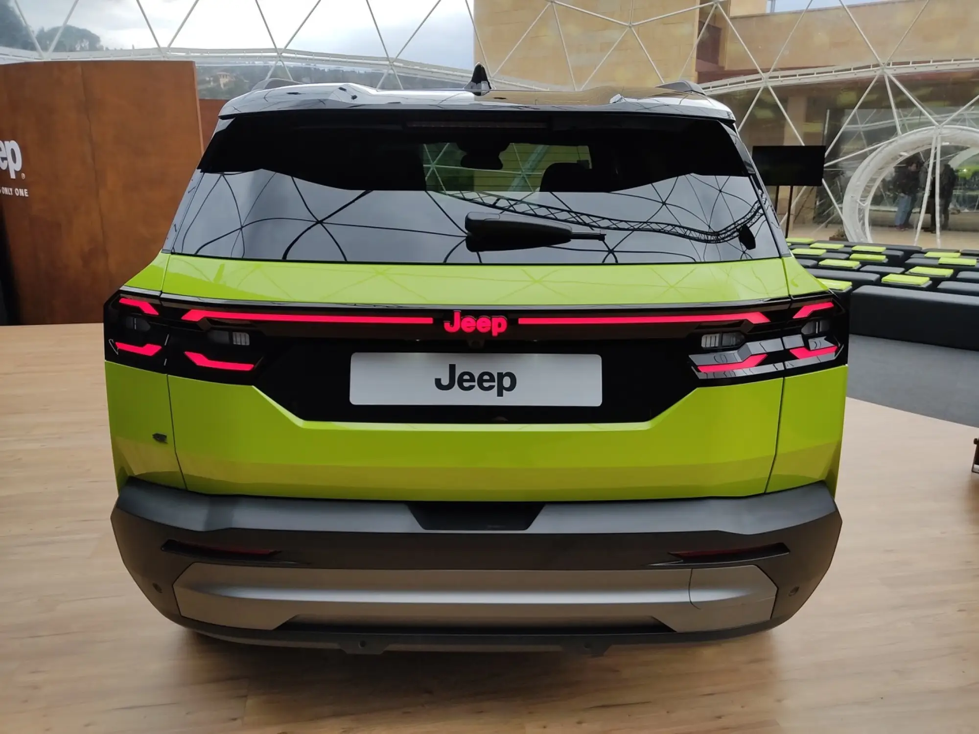 Jeep Compass 2025 - Foto live - 21