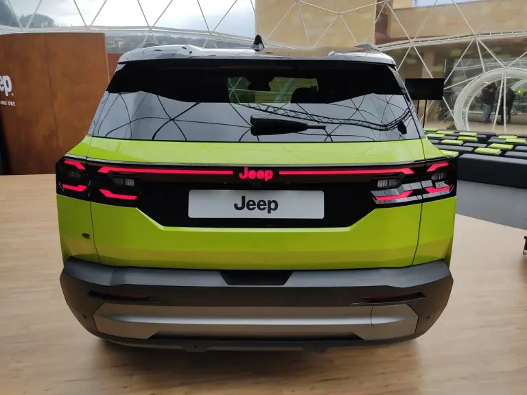 Jeep Compass 2025 - Foto live - 21