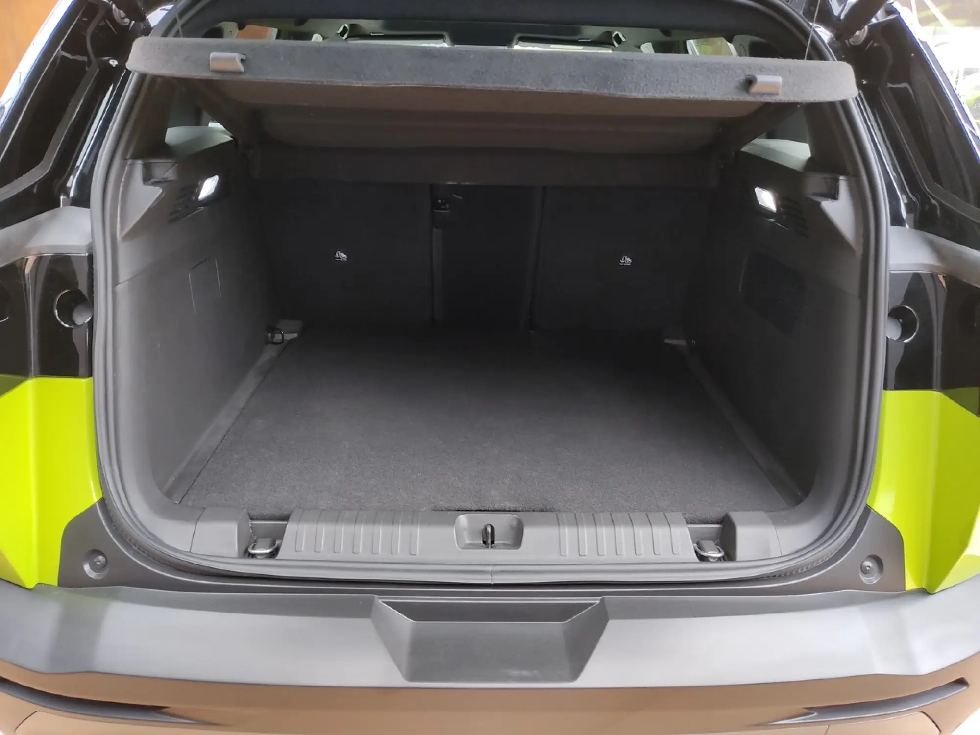 Jeep Compass 2025 - Foto live - 24