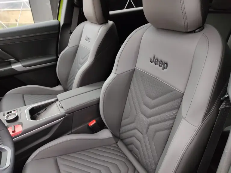 Jeep Compass 2025 - Foto live - 35