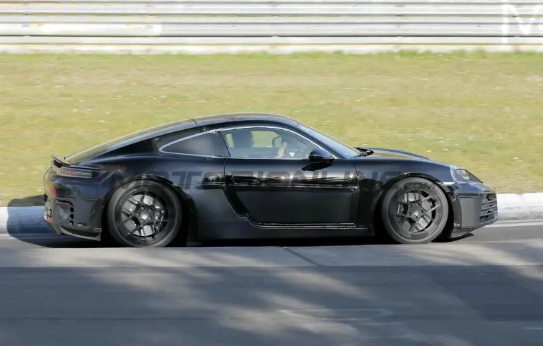Porsche 718 Cayman 2026 - Foto spia 06-05-2025 - 15