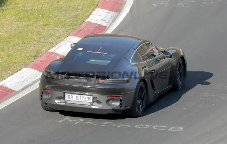Porsche 718 Cayman 2026 - Foto spia 06-05-2025 - 8