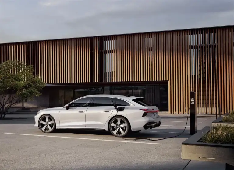 Audi A6 2025 plug-in - Foto ufficiali - 5