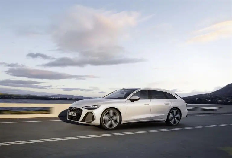 Audi A6 2025 plug-in - Foto ufficiali - 1