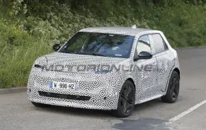 Nissan Micra 2026 - Foto spia 09-05-2025 - 9