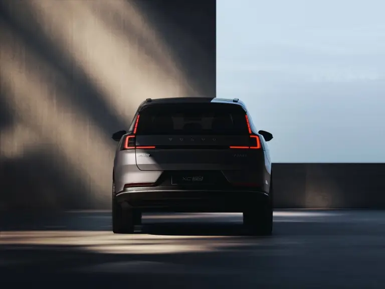 Volvo XC70 2026 - Prime immagini - 2