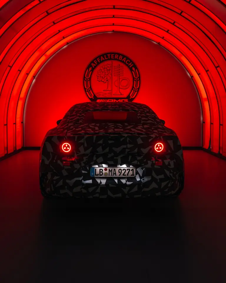 Mercedes-AMG - Supersportiva 2025 - Teaser - 2