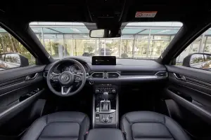 Mazda CX-5 2025: prezzo, foto, dimensioni, interni - 6