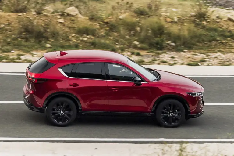 Mazda CX-5 2025: prezzo, foto, dimensioni, interni - 2