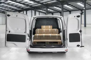 Nissan Townstar 2025: prezzo, foto, dimensioni e interni