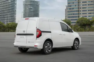 Nissan Townstar 2025: prezzo, foto, dimensioni e interni