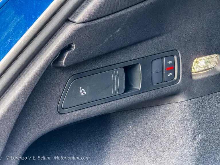 Audi Q6 e-tron 2025 - Come E e Come Va - 16