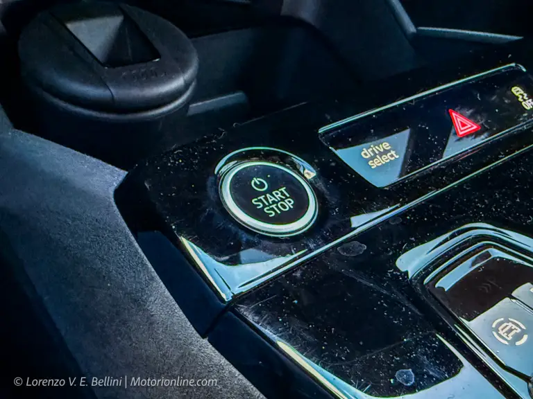 Audi Q6 e-tron 2025 - Come E e Come Va - 32