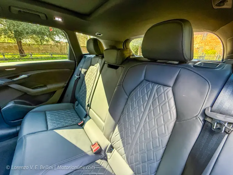 Audi Q6 e-tron 2025 - Come E e Come Va - 34