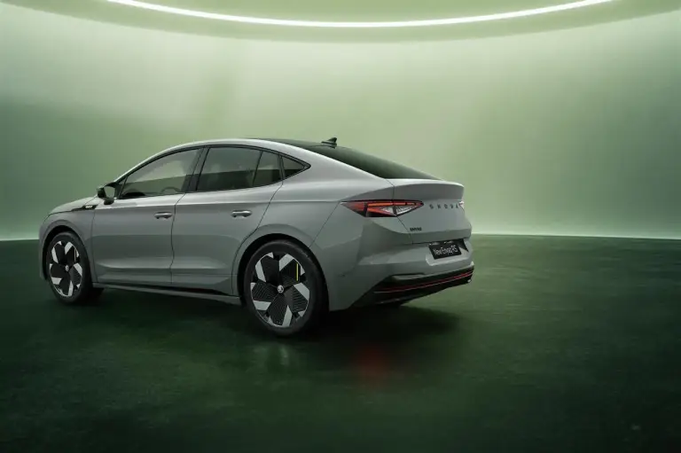 Skoda Enyaq RS 2025 - Foto ufficiali - 5