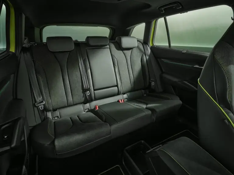 Skoda Enyaq RS 2025 - Foto ufficiali - 9