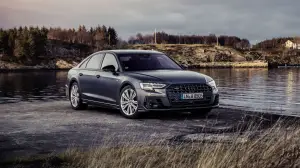 Audi A8 2025: prezzo, foto, dimensioni, allestimenti