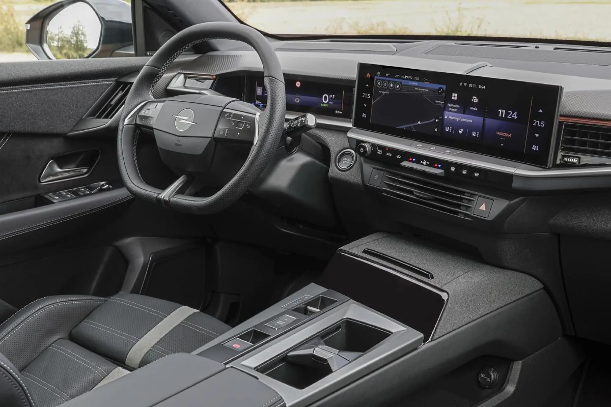 Opel - Familiari elettriche 2025 - 11