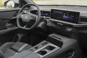 Opel - Familiari elettriche 2025 - 11