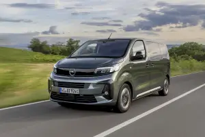 Opel - Familiari elettriche 2025 - 19