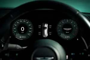 Aston Martin - Apple CarPlay Ultra - 4