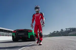 Lamborghini Temerario VS Ducati Panigale V4 - 5