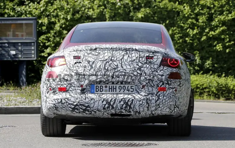 Mercedes-AMG CLA 2026 - Foto spia 19-05-2025 - 11