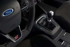 Ford Focus 2025: foto, prezzo, dimensioni, interni