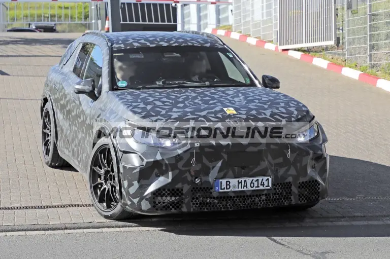 Mercedes AMG SUV - Foto spia 20-5-2025 - 1