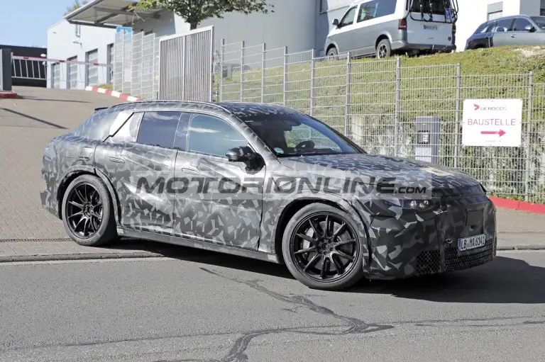 Mercedes AMG SUV - Foto spia 20-5-2025 - 4