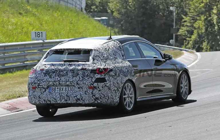 Mercedes CLA Shooting Brake 2026 - Foto spia 20-05-2025 - 6