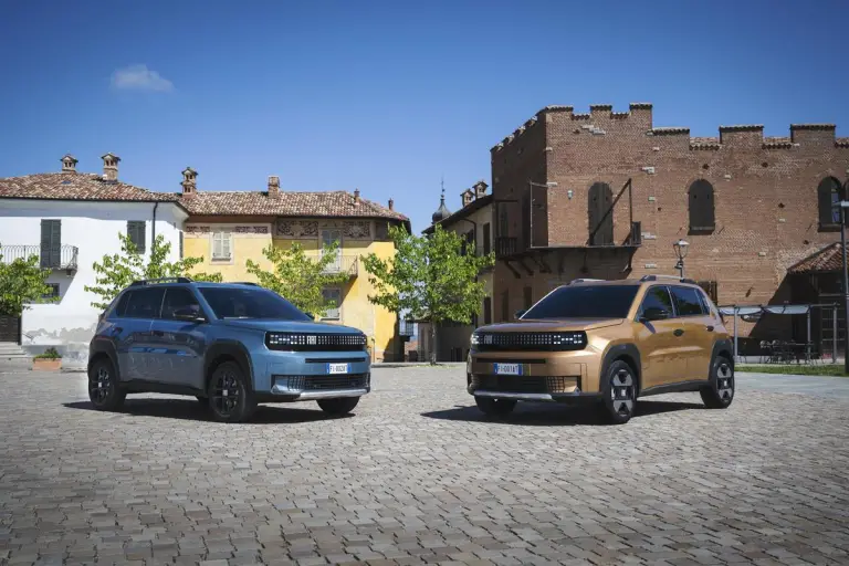 Fiat Grande Panda Hybrid - 4